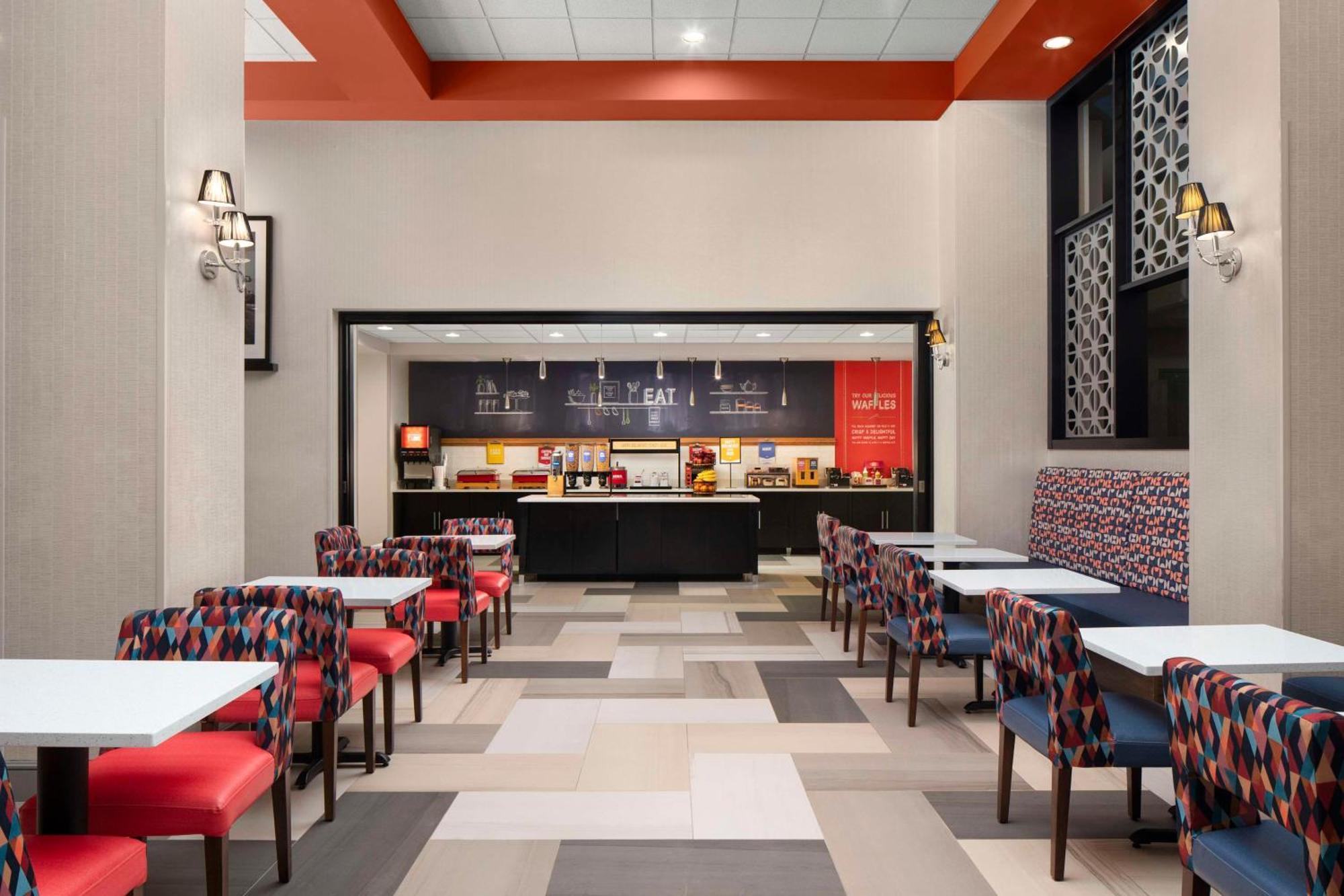 Hampton Inn Stafford / Quantico-Aquia Exteriör bild
